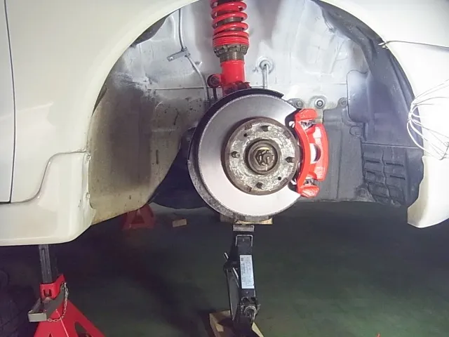 エブリイワゴンに車高調を装着するメリットとデメリット！